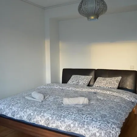 דירה Modern 3-story House By The Sea & Public Transport *